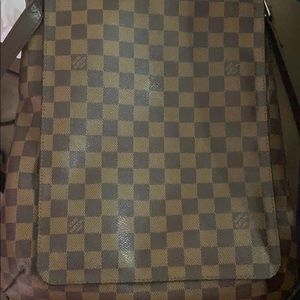 Louis Vuitton
Musette Salsa Handbag Damier